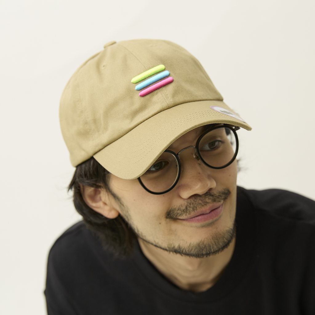 [トゥーシックストゥー]ネオンカラー3ラインクラシックキャップ