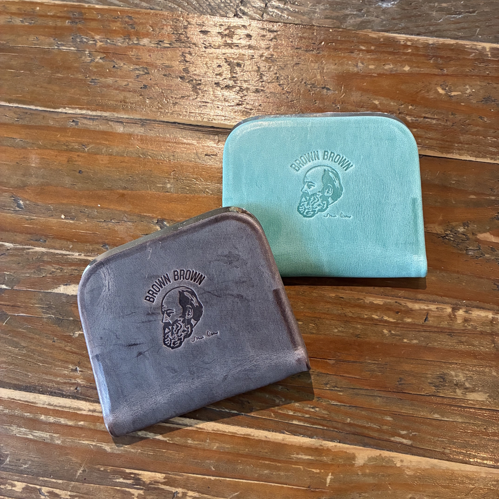 [ブラウンブラウン×ゴーアウト]Mr.Brownがま口コンパクトウォレット