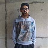 [デヴァドゥルガ]EMPHASIS PULLOVER PARKER