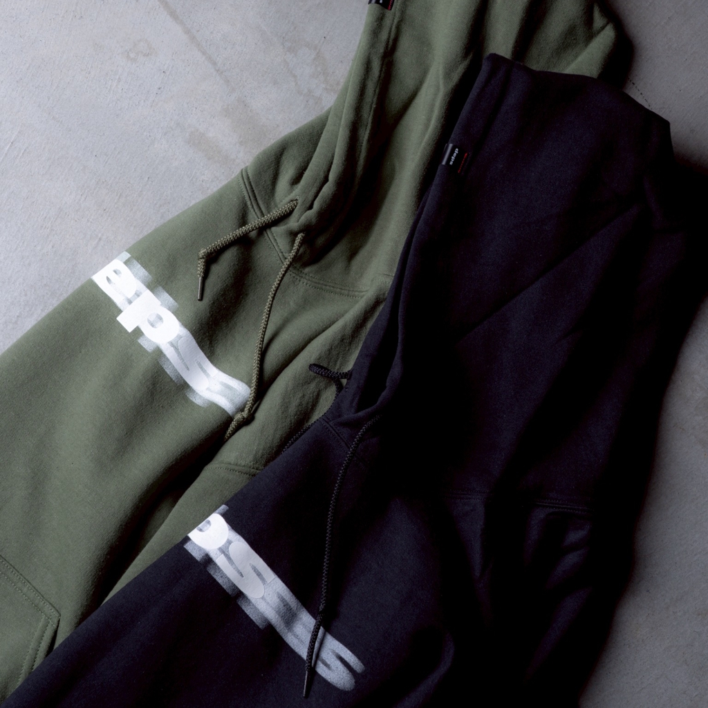 [デプス]deps MOTION LOGO HOODIE
