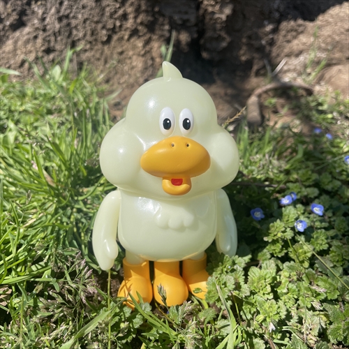 ダックローデパート | DUCKROWソフビ 蓄光 | ホビー | GO OUT Online