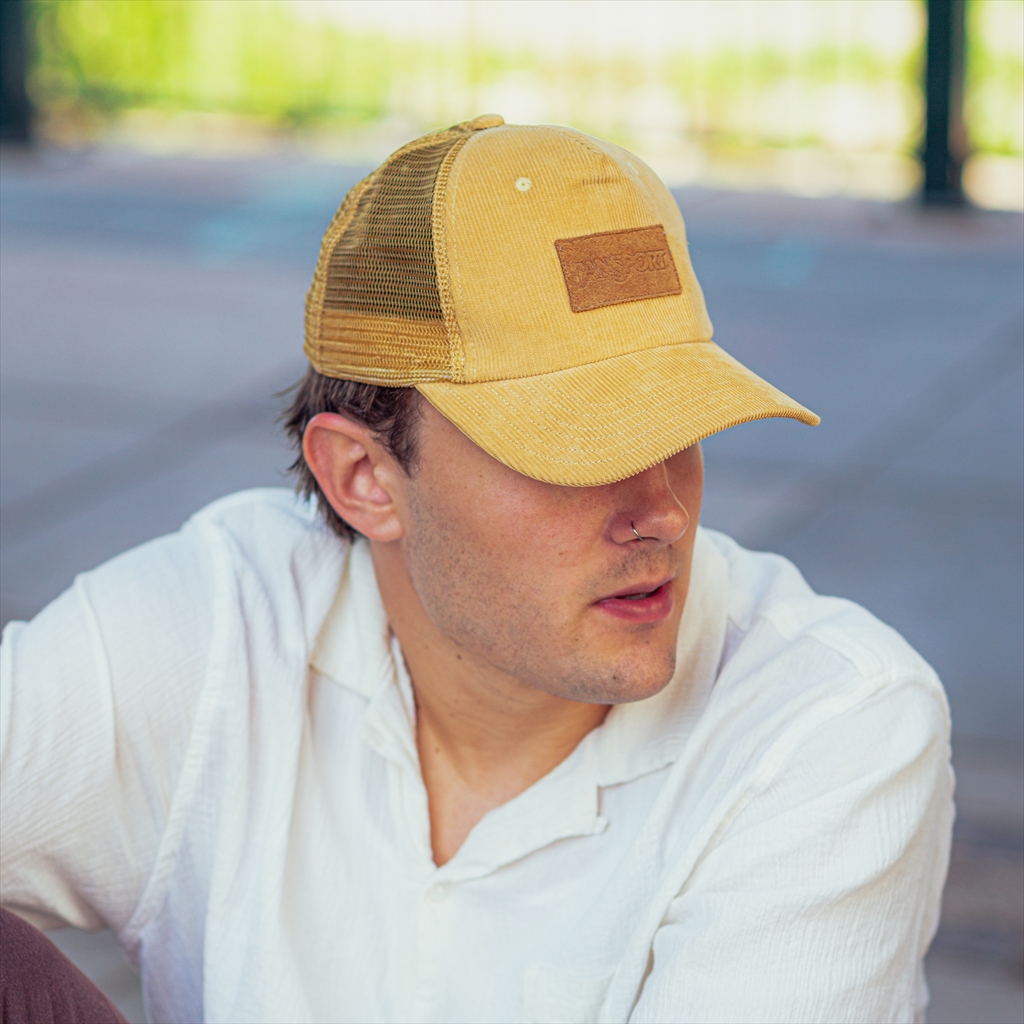[ジャンスポーツ]JANSPORT TRUCKER HAT