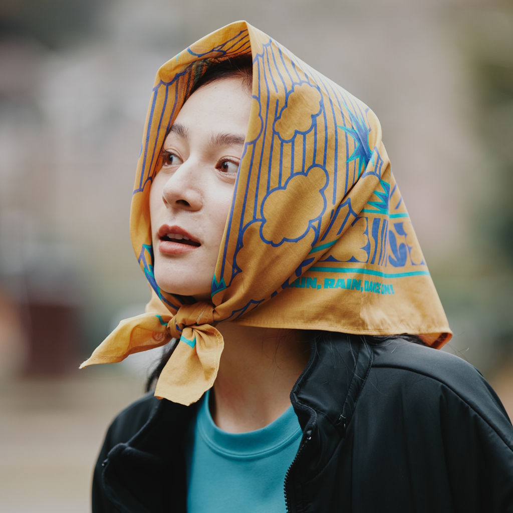 [キウ]KiU GRAPHIC BANDANA