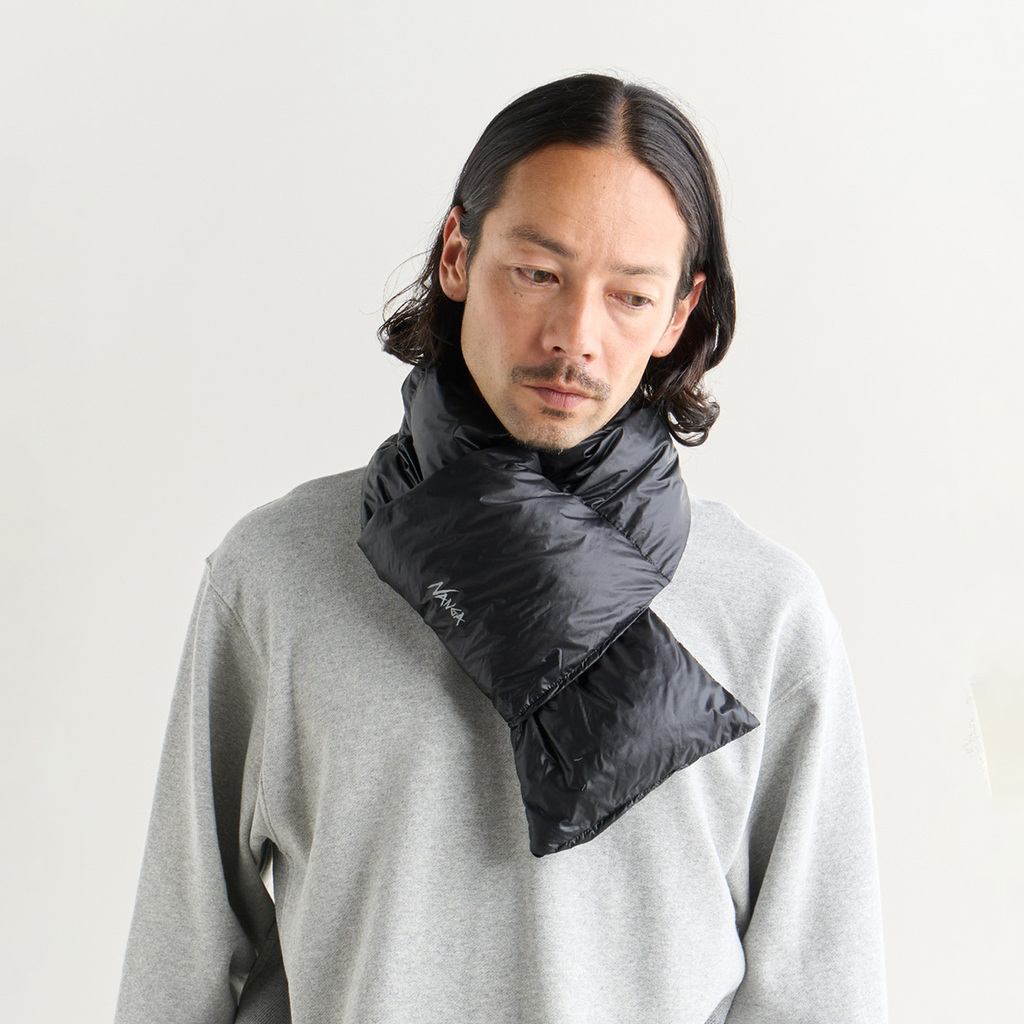 [ナンガ]PORTABLE LIGHT DOWN MUFFLER