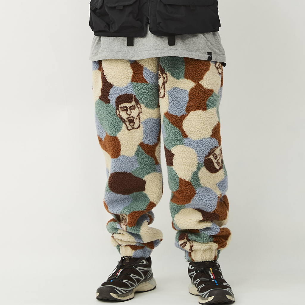 [パンクドランカーズ]あいつ迷彩ボアフリースパンツ