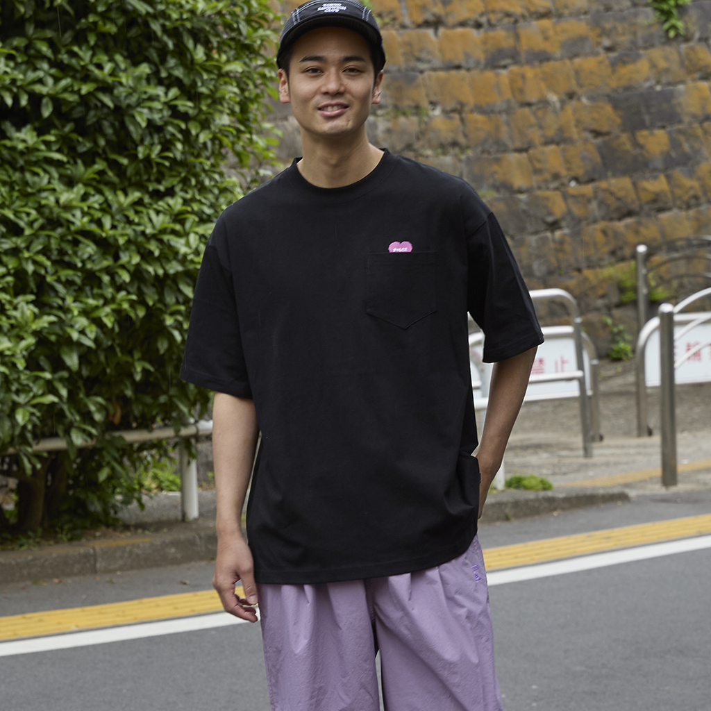 [ポーラ]FURRY HEART RELAX FIT POCKET TEE