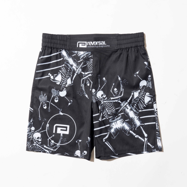 [リバーサル・ドーギ・デザイン・ワークス]FIGHTING SKULL FIGHT SHORTS