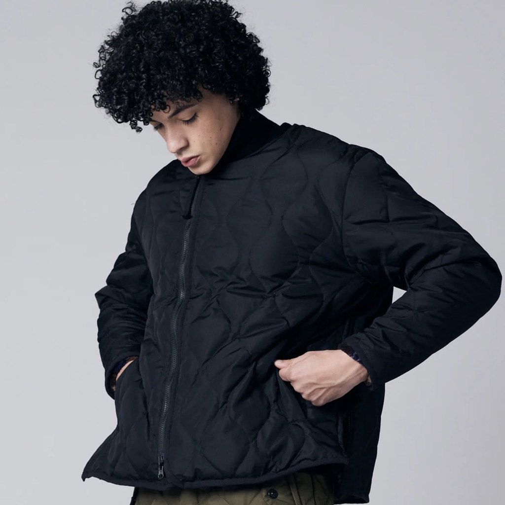 [タイオン]MILITARY RIVERSIBLE CREW NECK DOWN JKT