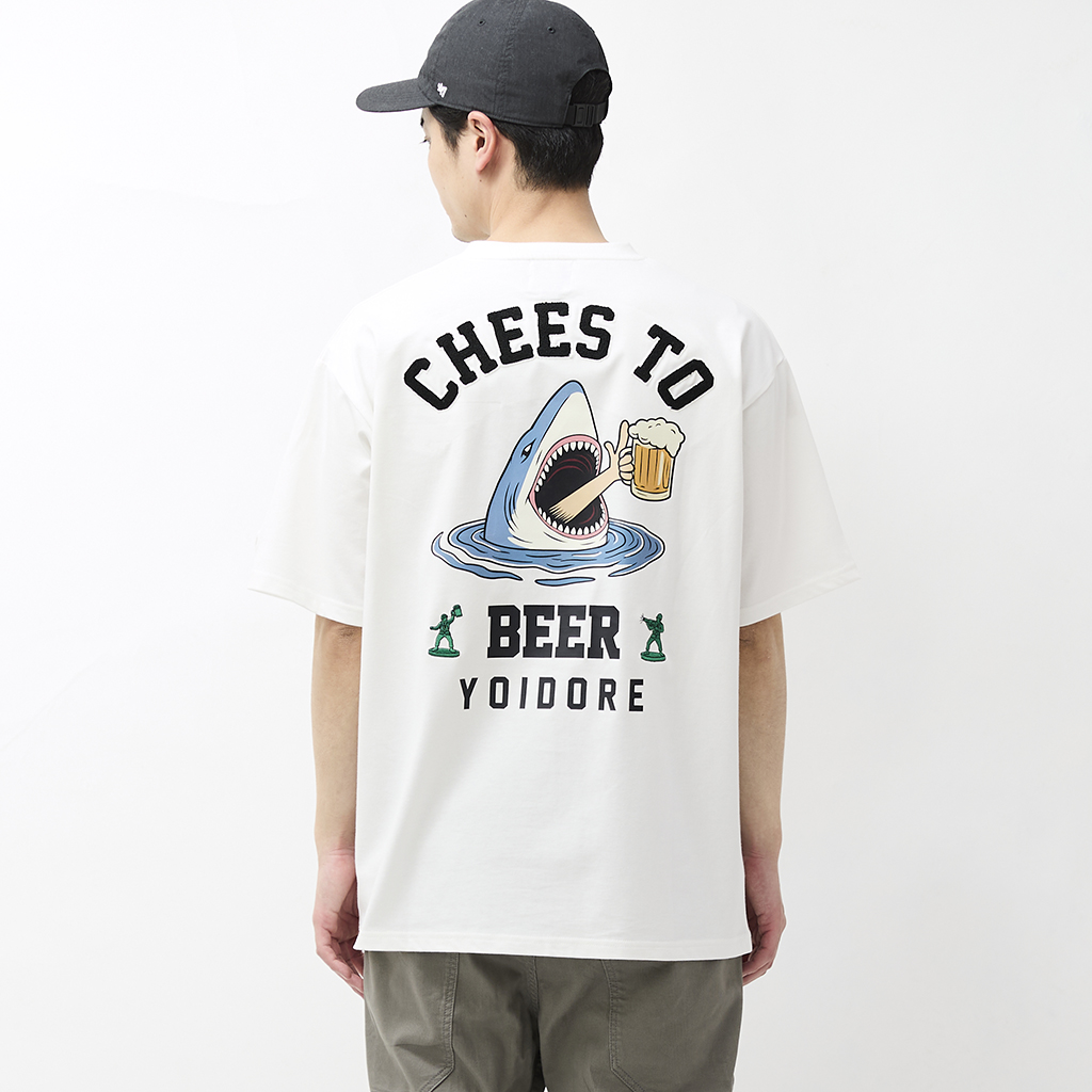 [ヨイドレ]サメ乾杯ポケット TEE